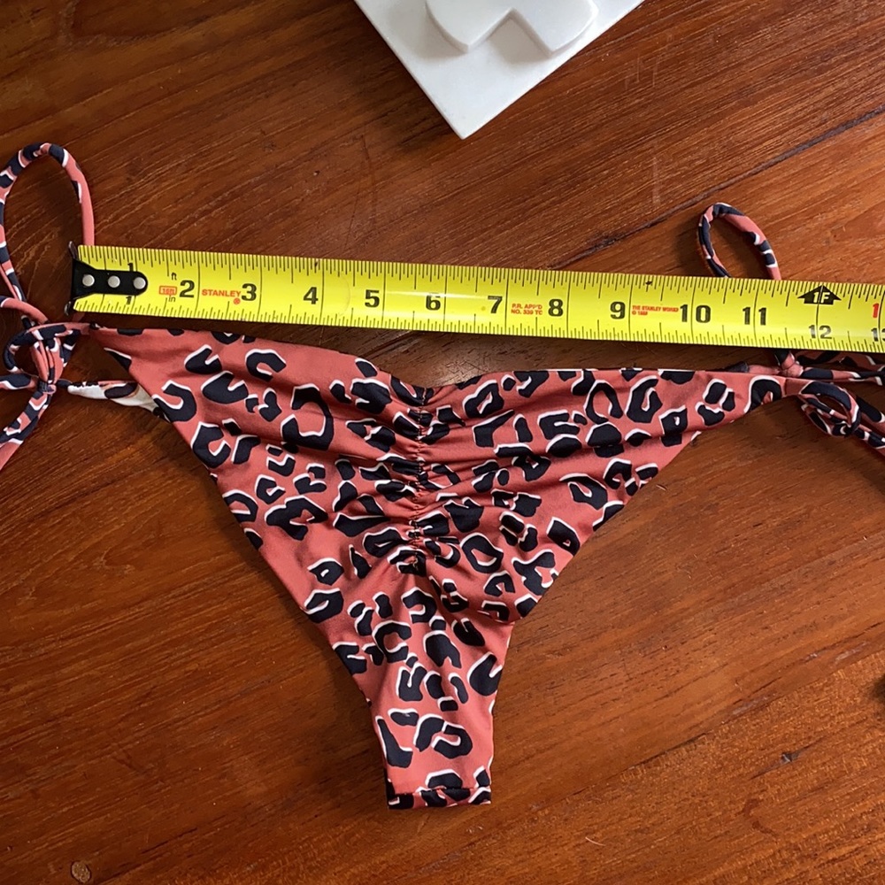 Beach Riot New Reversible Bikini Bottom - Picture 7 of 8